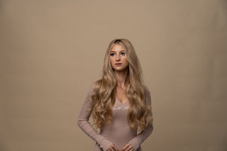 Full_Shine_Seamless_Clip_in_Hair_Extensions