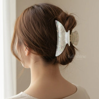 Full Shine strong hold PVC hair clip is perfect for buns, half-up styles, and all-day comfortable wear.
